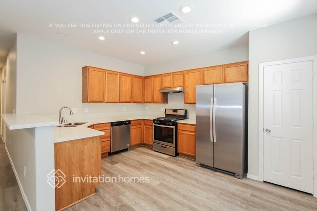 8105 Starling View Ct, Las Vegas, NV 89166 - photo 4