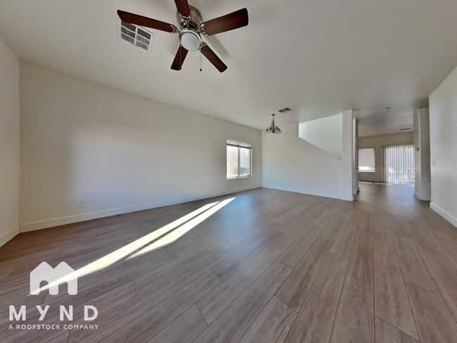 1237 E Blackfoot Daisy Dr, San Tan Valley, AZ 85143 - photo 4