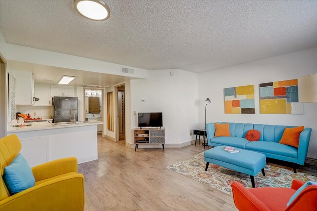 The Place at 2120, Tucson, AZ 85745 - photo 3