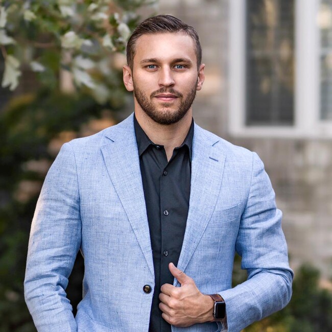 Agent Photo