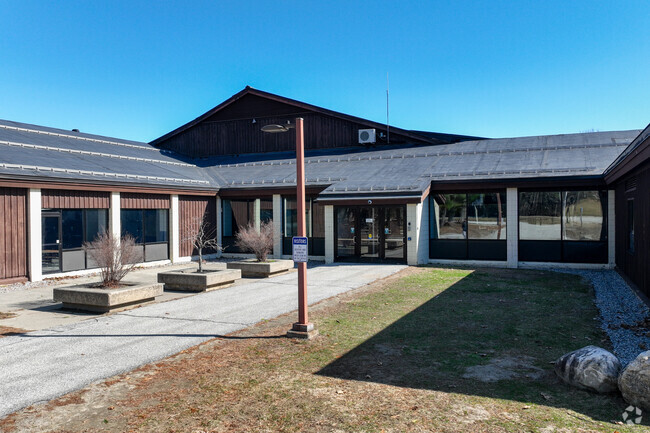 Oak Hill High School proudly serves the students of the surrounding area.