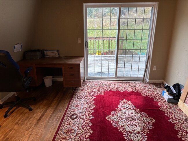 432 N Yodel Ln unit Upstairs, Otis, OR 97368 - photo 5