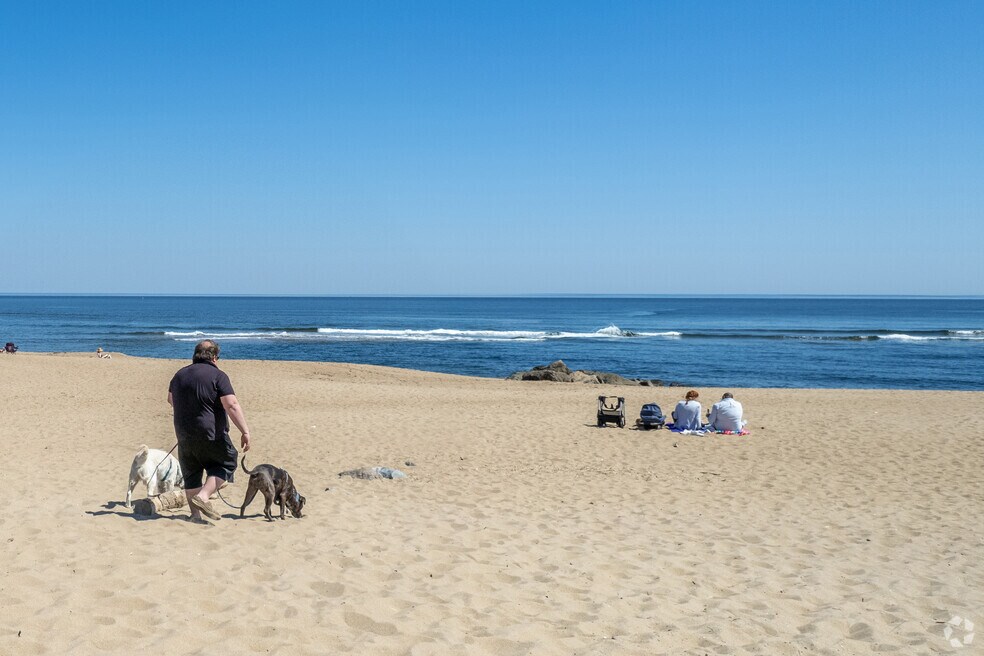 Newburyport_1003888_EP_081825_V2