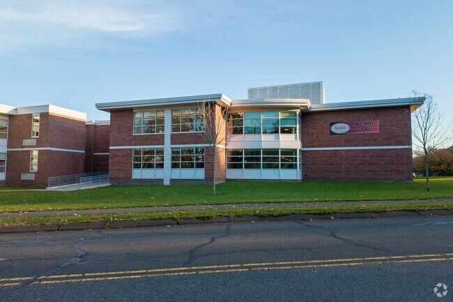 Saxe school in Silvermine is great at educating kids and preparing them for the future.