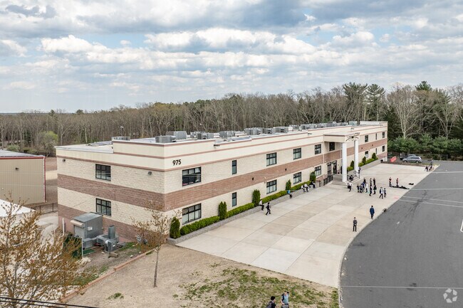 Yeshiva Shagas Aryen in Lakewood.