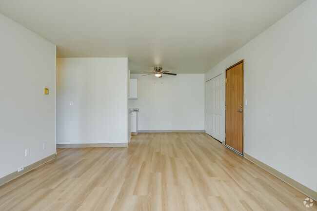 Springdale Apts, Waukesha, WI 53186 - photo 6