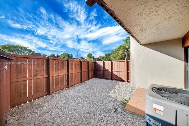 6864 SW 114th Place, Miami, FL 33173 - photo 2