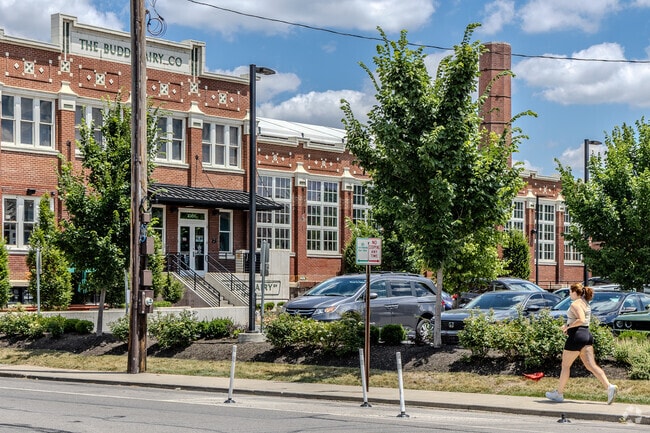 There are plenty of opportunities in the Italian Village for outdoor activities and recreation.