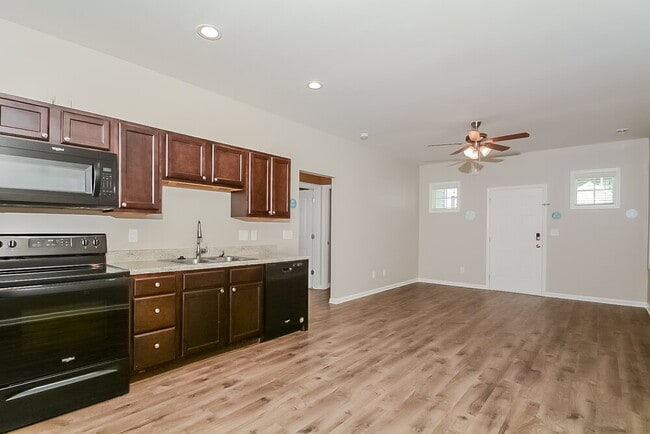 71 Yellow Jacket Ridge, Clayton, NC 27520 - photo 6