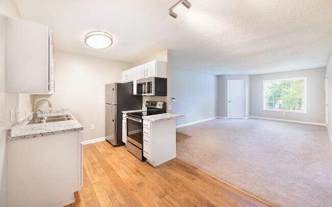 MAA Trinity, Raleigh, NC 27607 - photo 3