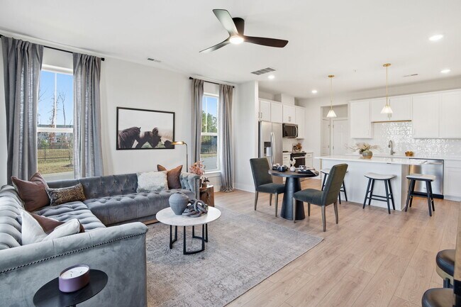 The Aire At Westchester - The Aire at Westchester, Sycamore II Plan unit 38506542, Midlothian, VA 23113 - photo 4