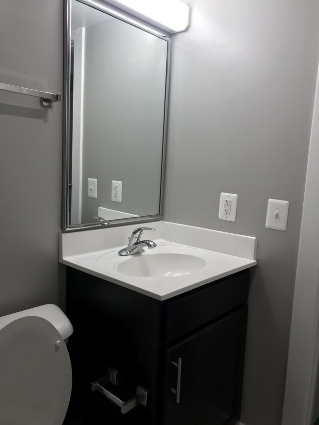 Patuxent Crossing, Lexington Park, MD 20653 - photo 6