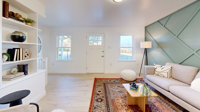 1138 Ranck Mill Rd, Lancaster, PA 17602 - photo 2