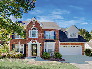 4189 Duncan Ives Dr, Buford, GA 30519