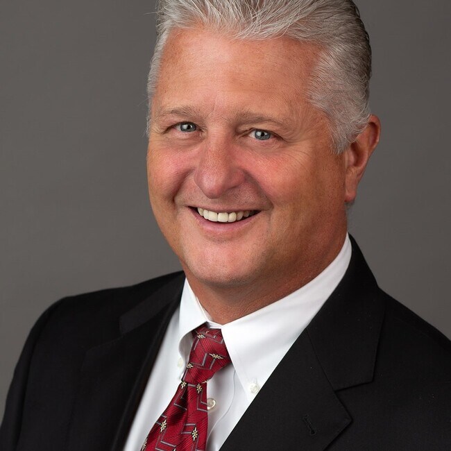 Real Estate Agents near Peace Lutheran School