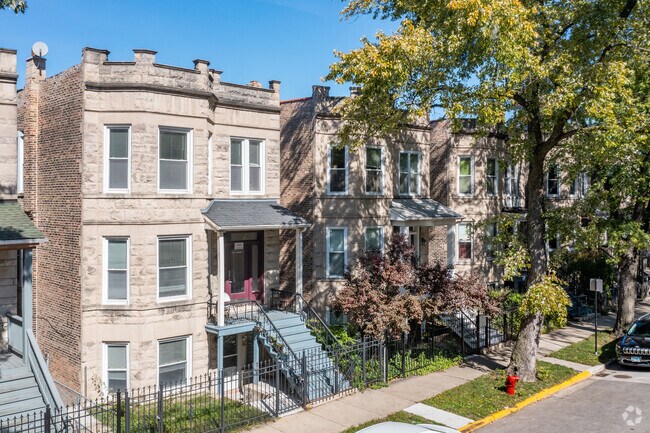 Greystones can be found throughout the Humboldt Park neighborhood.