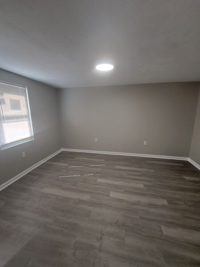 326 Church Ave, Pittsburgh, PA 15210 - photo 5