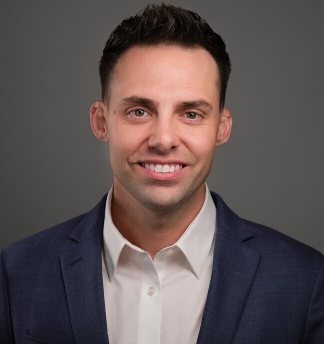 Jonathan Knutson