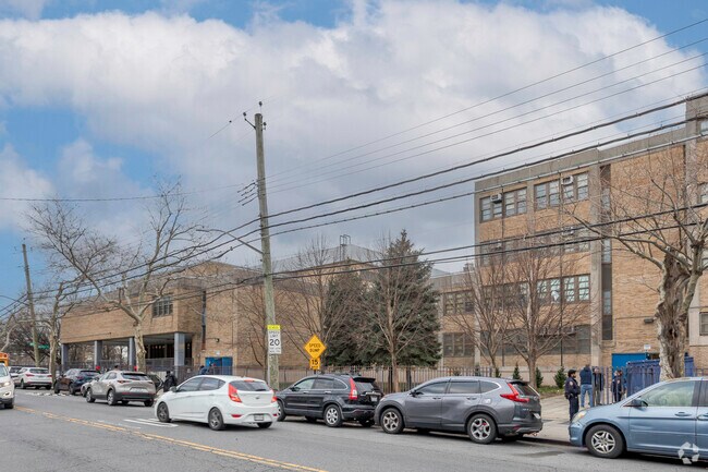 Bronx Bridges High School has 320 students in grades 9-12.
