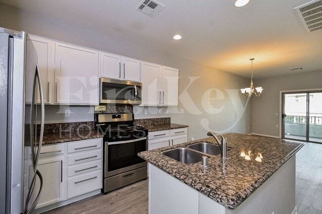 7848 Marbledoe St, Las Vegas, NV 89149 - photo 6