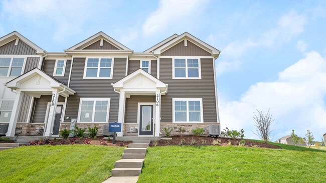 2244 Barbera Dr, Oswego, IL 60543 - photo 2