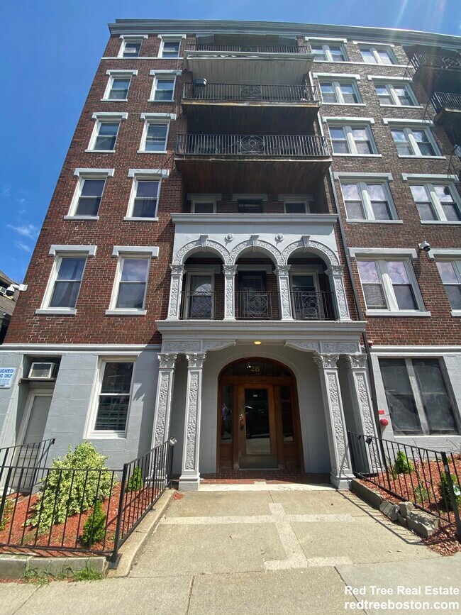 28 Quint Ave unit 55, Allston, MA 02134 - photo 4