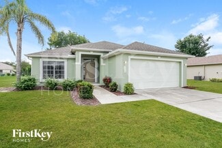 1528 Graduate Ct, Lehigh Acres, FL 33971