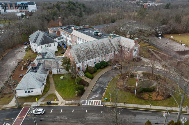 The Baker School serves the Chestnut Hill and South Brookline neighborhoods of Brookline.