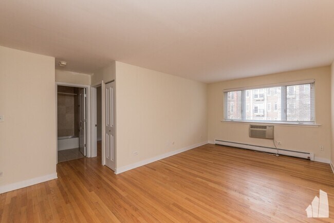 630 W Wrightwood Ave unit 312, Chicago, IL 60614 - photo 2