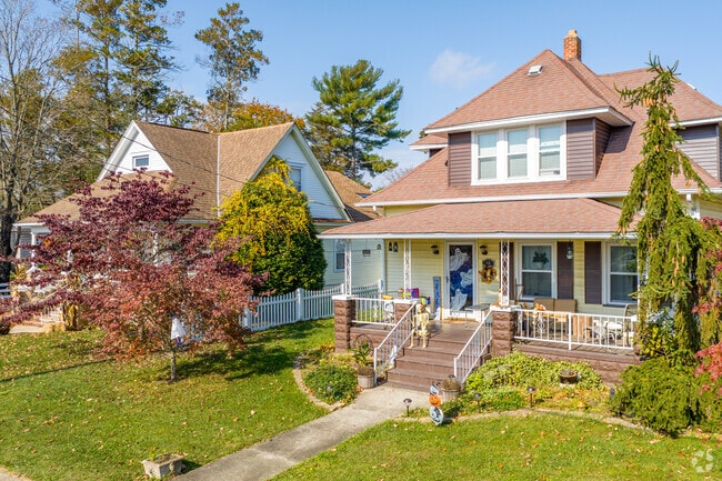 Two-story bungalows with pitched roofs make up most of Newfield's architecture.