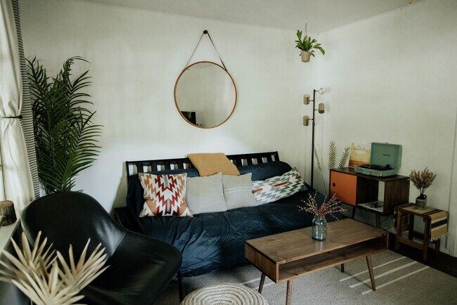 2526 S Madison St unit ID1303786P, Bloomington, IN 47403 - photo 2