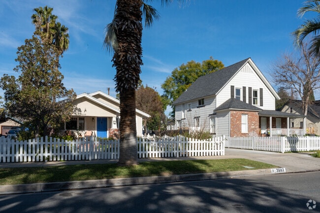 One story to multi story homes range through out the community of Grand.