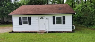 405 Blyth Rd, Greenwood, SC 29646