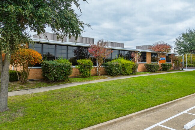 Discover all that Mary E. Smithey Pace Learning Center has to offer in Duncanville, TX.