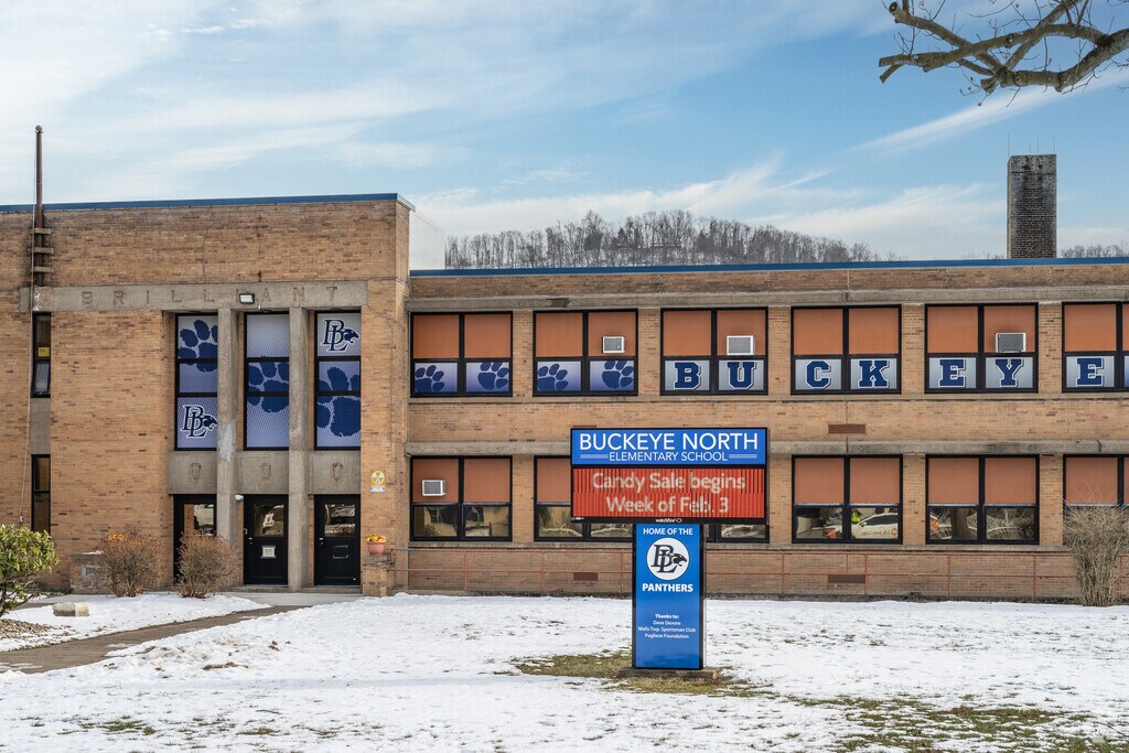 North Elementary School has an overall rating of a B- according to Niche.