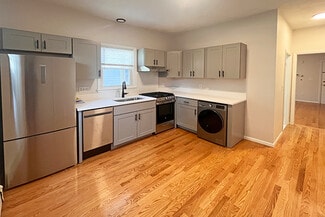 152 Brown St Unit 1R, Waltham, MA 02453