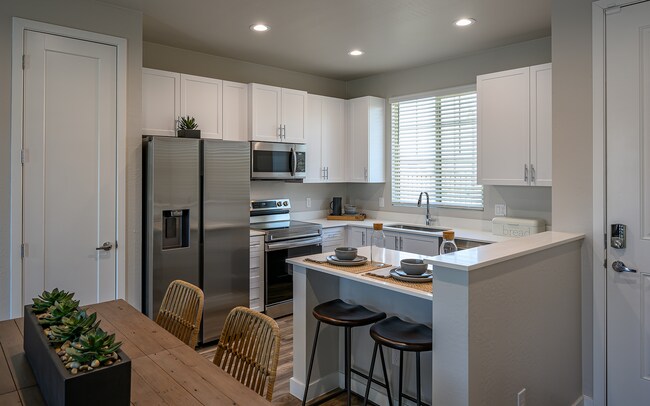 Village at Pleasant River, Sun City, AZ 85373 - photo 7