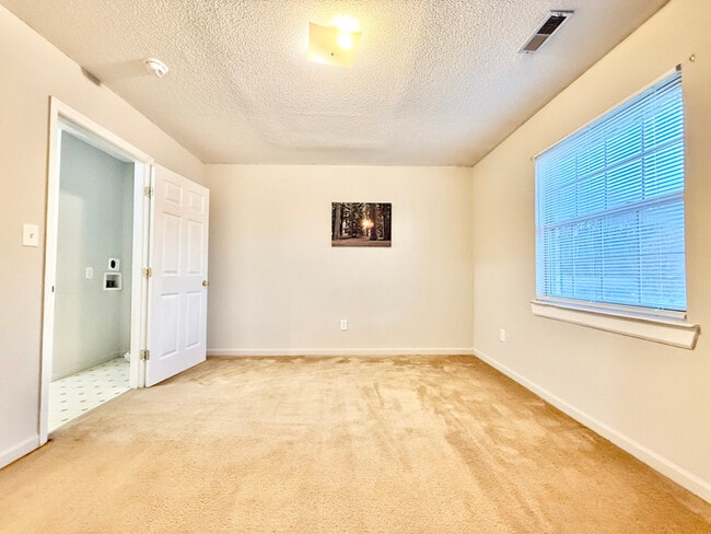 102 Carter Sells Rd, Johnson City, TN 37604 - photo 5