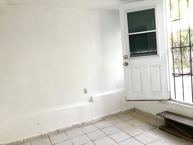 1402 High St unit A, Alameda, CA 94501 - photo 4