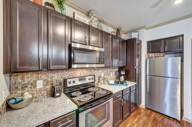 Mansfield on the Green Apartments, Mansfield, TX 76063 - photo 3