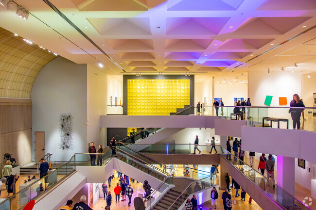 Oasis del Sol residents can enjoy the exhibits and events at The Palm Springs Art Museum.