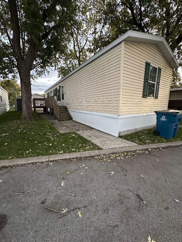 14139 S Western Ave, Blue Island, IL 60406