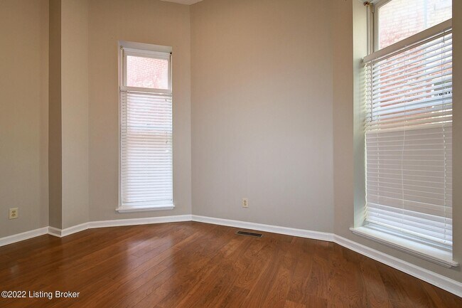 Room for king size bed