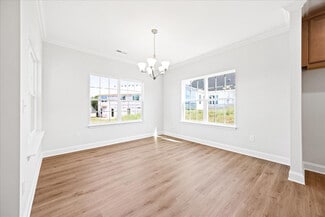 1811 Parham Dr, Graham, NC 27253