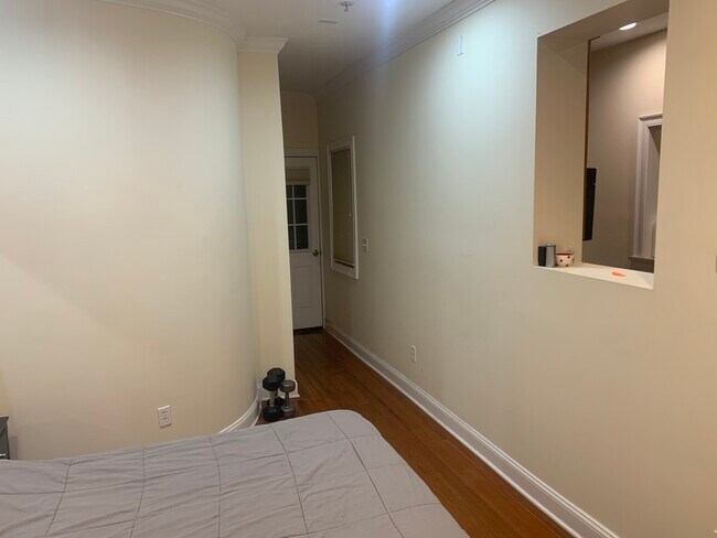 1867 Beacon St unit 5, Brookline, MA 02445 - photo 6