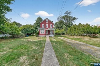 66 Boulevard, New Milford, NJ 07646