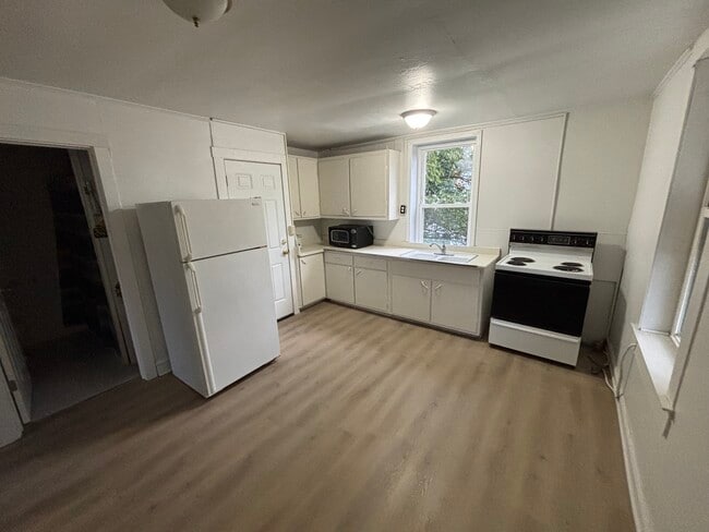 178 Sassafras St unit 1, Millington, MD 21651 - photo 2