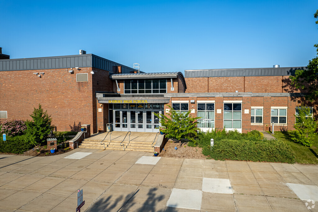 Simsbury High School, Rankings & Reviews