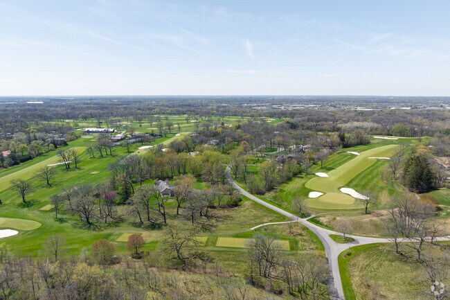 Lake Bluff Golf Club near Knollwood is an 18 hole course with a practice driving range.