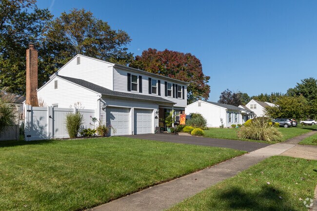 Neshaminy Valley boasts clean neighborhoods with sidewalks for residents to stroll about.